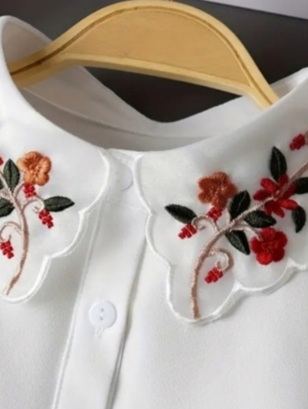 White Scalloped Collar with Red Floral Embroidery
